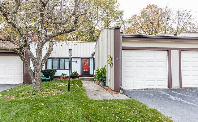 1st image of 35 Briarwood Ln