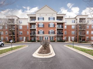 0S099 Lee Ct UNIT 109, Winfield, IL