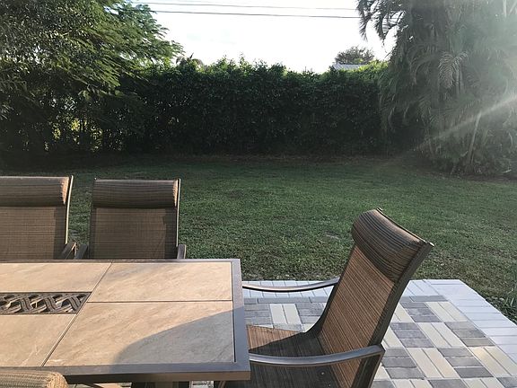 Private yard!