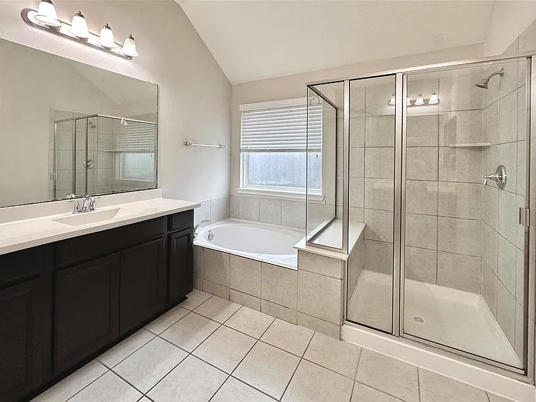 26950 Churchill Gate Ln — Photo 13
