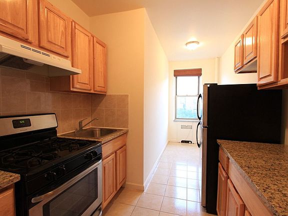 3rd image of 8502 Fort Hamilton Pkwy APT 3D