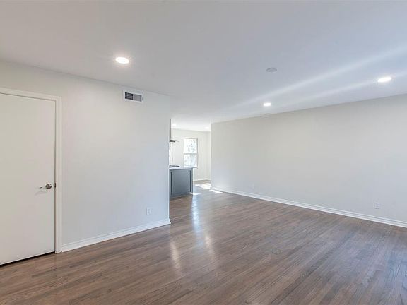 5th image of 10086 San Lorenzo Ave