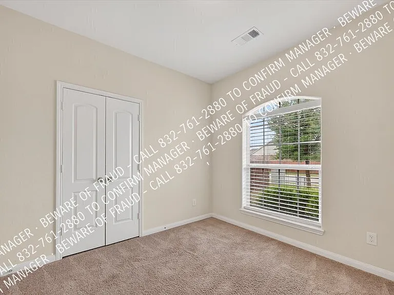 2126 Redbud Dr — Photo 15