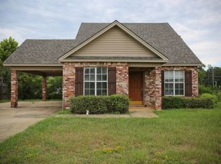 2410 Creekwood Dr, Ruston, LA 71270
