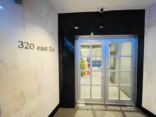 Rented by Bond New York | media 36