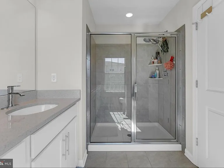 8805 Mimosa Ave #1 — Photo 16