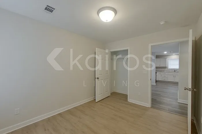 1451 Maxwell Cir — Photo 7