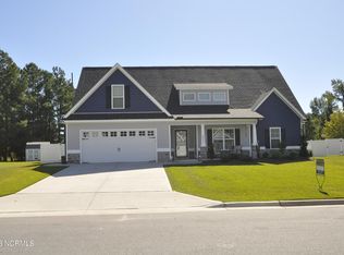 3823 E Baywood Ln, Greenville, NC 27834
