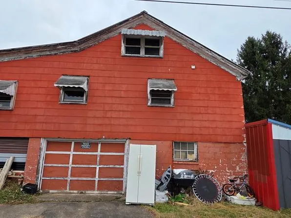 716 6th St., New Martinsville, WV 26155