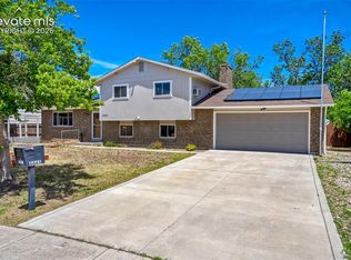 6665 Brook Park Dr, Colorado Springs, CO 80918