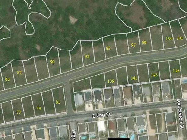 348 E 4th St, Ocean Isle Beach, NC 28469