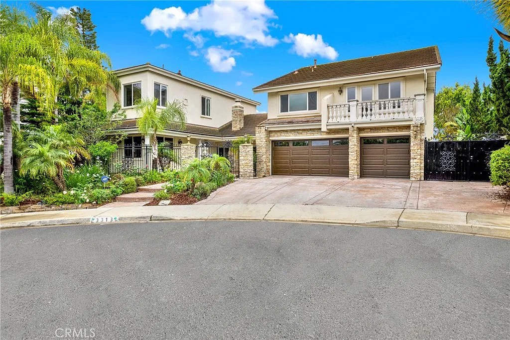 7 bed, 5803 sqft, $14,000 — Photo 4