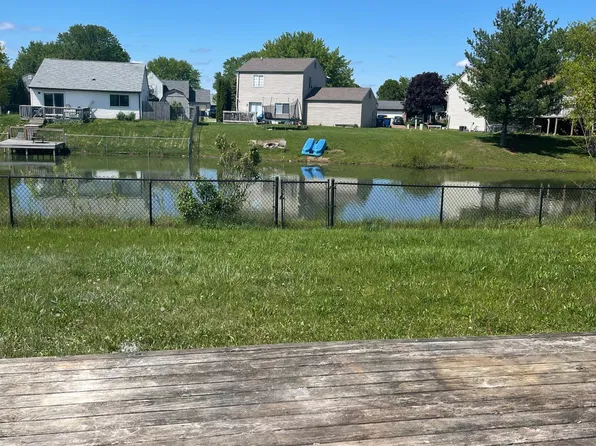 184 Meadow Creek South Dr, Whiteland, IN 46184
