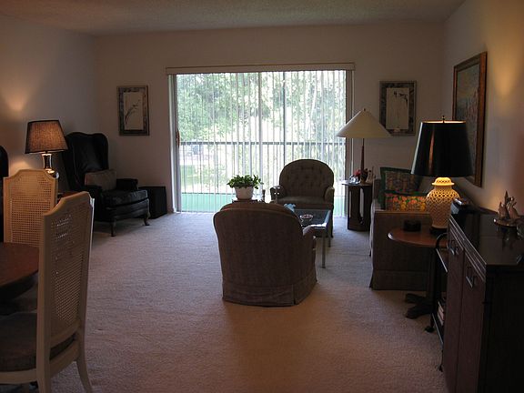 3rd image of 5961 N Falls Circle Dr APT 306
