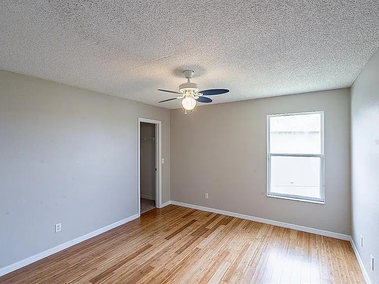 15147 Sugargrove Way — Photo 8