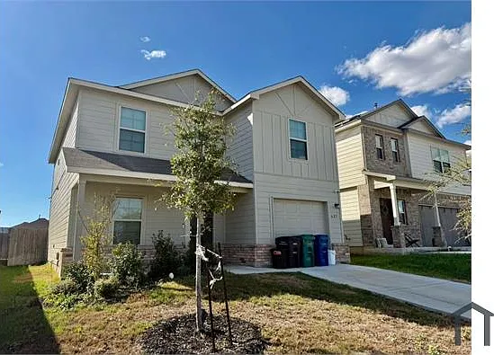 627 Retama Pass — Photo 2