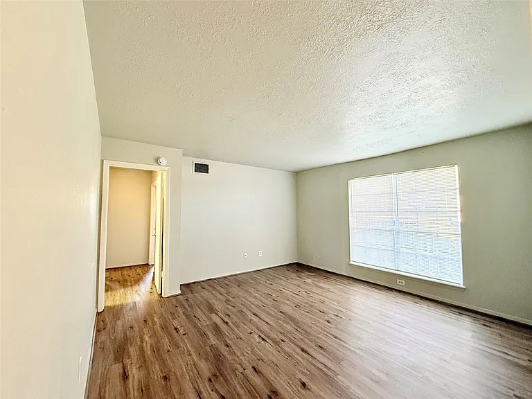 705 Ruth Ct #A — Photo 8