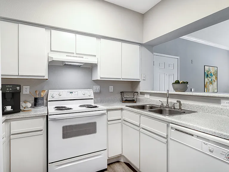 Sagewood at Westchase — Photo 5
