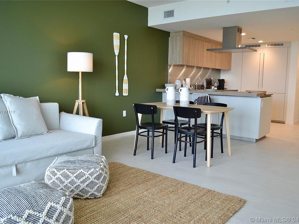 1st image of 1000 Brickell Ave Unit 4704