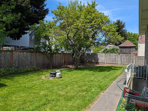 shared backyard (entrance to apt on right)