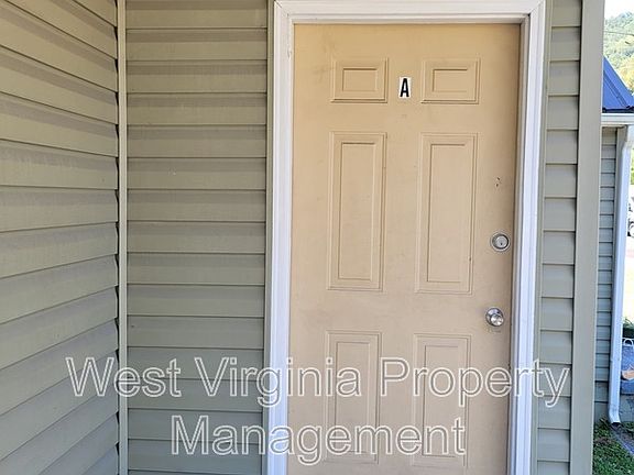 4th image of 114 Barber Ln #A