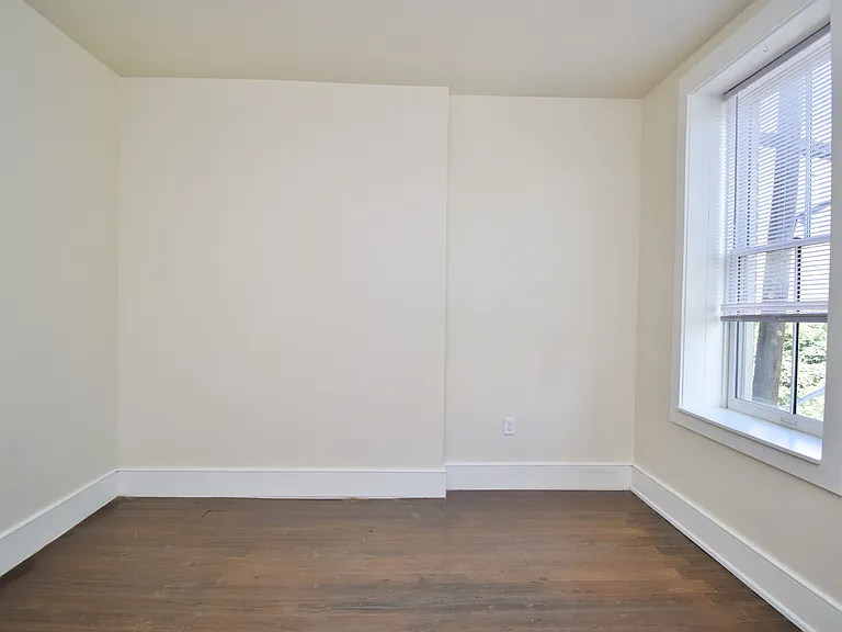 105 Peete St #2 — Photo 18