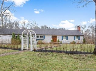 96 Rock Maple Ave, South Hamilton, MA 01982
