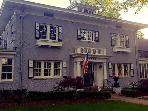 1783 Iroquois St, Detroit, MI 48214