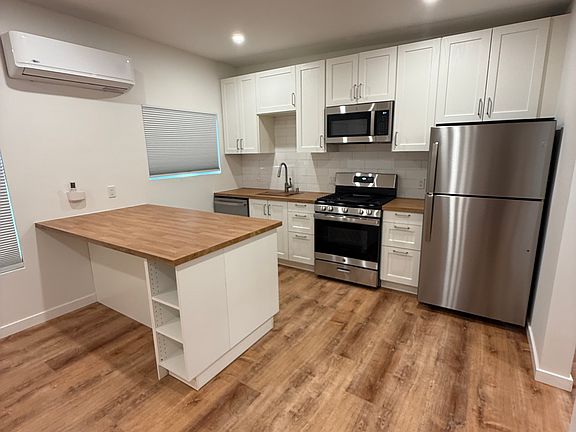 2nd image of 1509 N Hollywood Way APT B