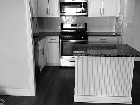 4th image of 5701 Boulevard East #14-L