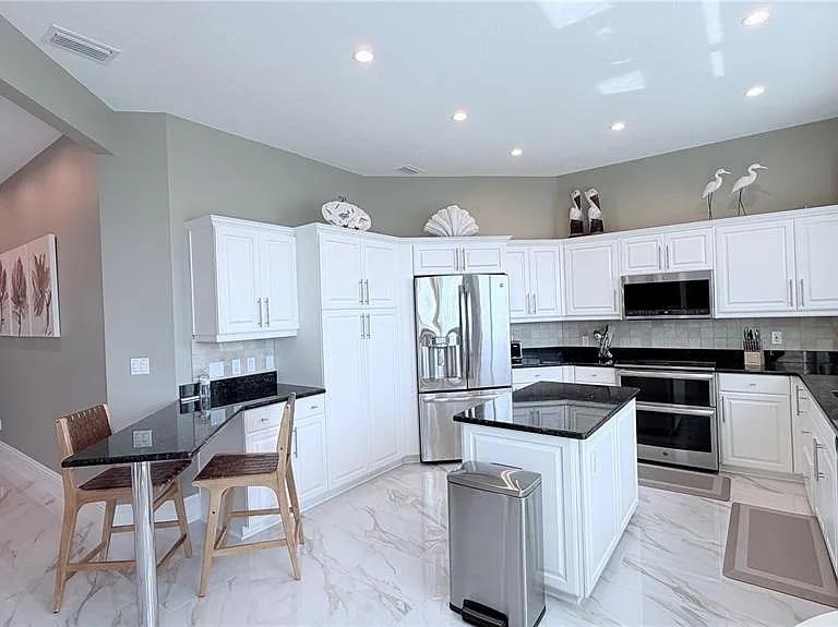 218 Sand Key Estates Dr — Photo 14