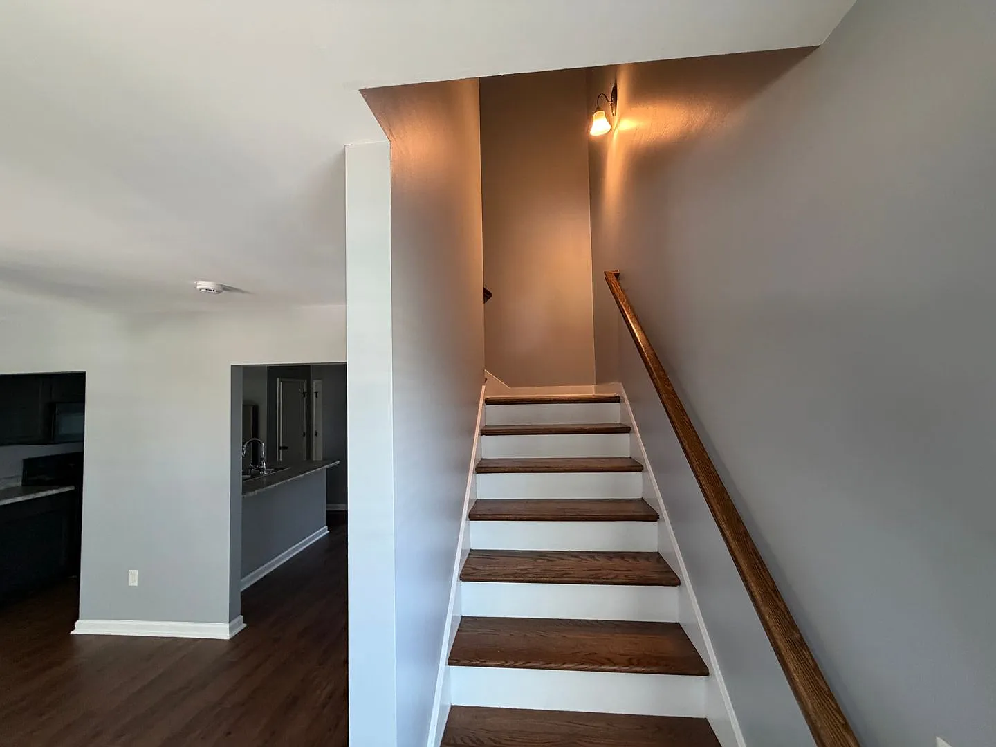 482 Brawley Street — Photo 2