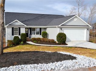 106 King James Rd, Seneca, SC 29678