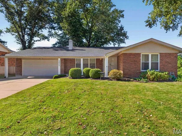 3502 Rue De Renard St, Florissant, MO 63034