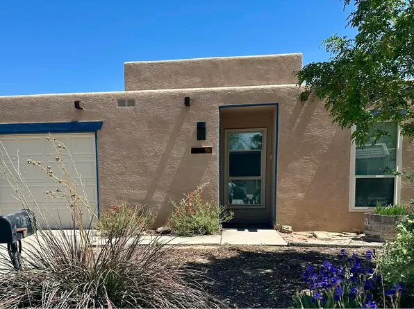 4232 Trinity Pl NW, Albuquerque, NM 87107