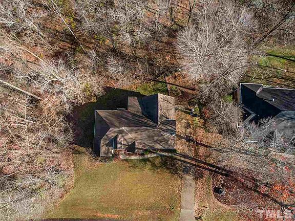 5th image of 2305 Millbrook Dr