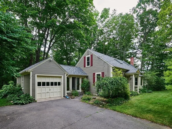 145 Chesterfield Rd, Leeds, MA 01053