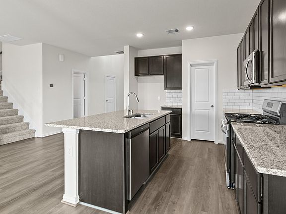 7th image of this home