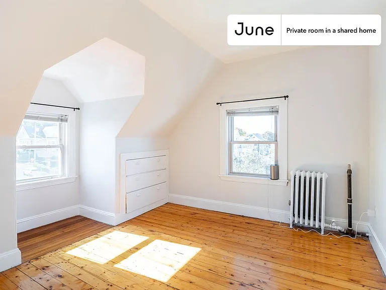 45 Montcalm Ave #D — Photo 2