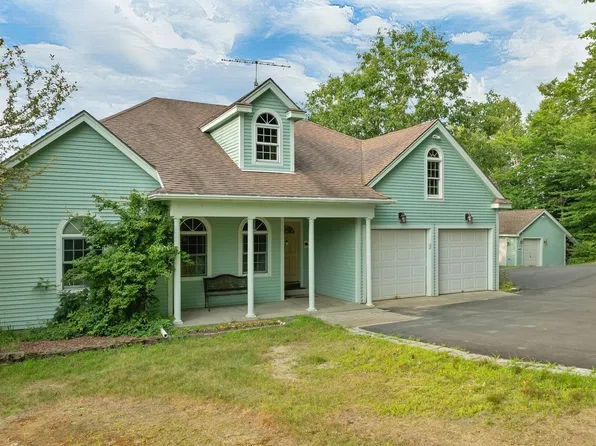 109 Ledgeside Lane, Plymouth, NH 03264