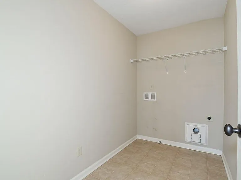 1567 Baldwin Lakes Dr — Photo 43