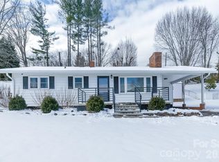 110 Shelton St, Waynesville, NC 28786