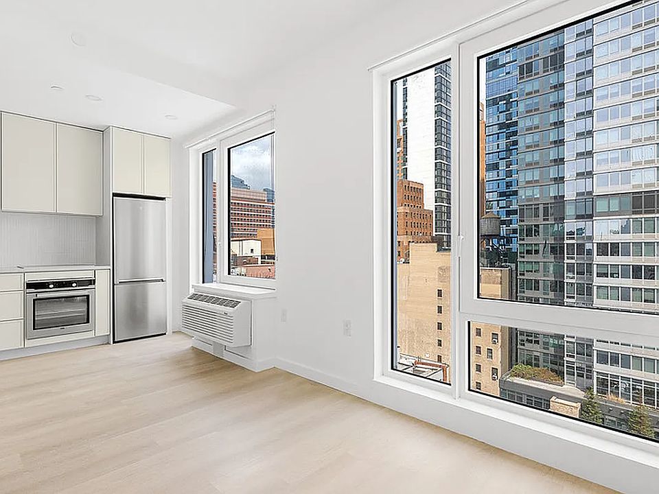 1st image of 150 Lawrence St #2101