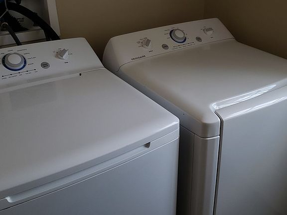5th image of 516 Courtland Ln #79