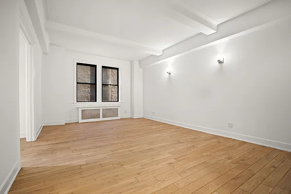 Rented by Cooper & Cooper Real Estate | media 10