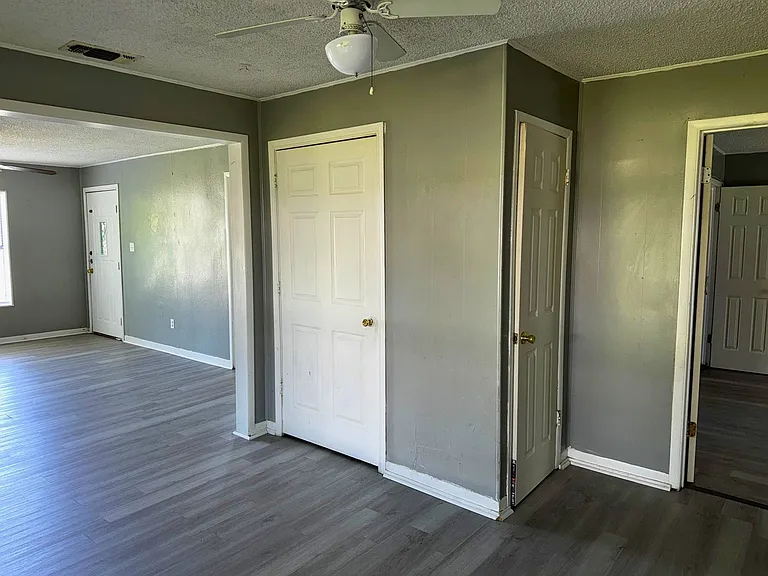 2604 Wenonah Ave — Photo 9