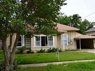1317 Cornelia St, Greenville, TX 75401