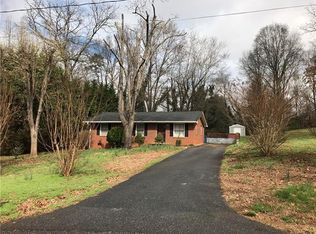 2831 39th Ave NE, Hickory, NC 28601