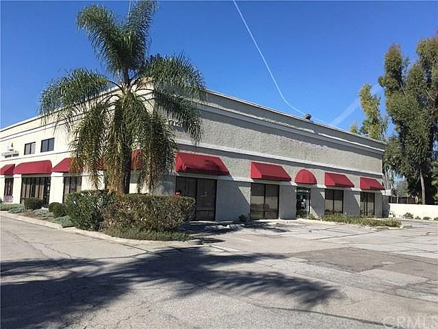 Yourelia♪ 17127 Pioneer Blvd Artesia CA | Zillow