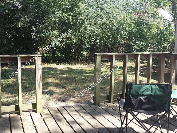 Nice deck in shaded backyard